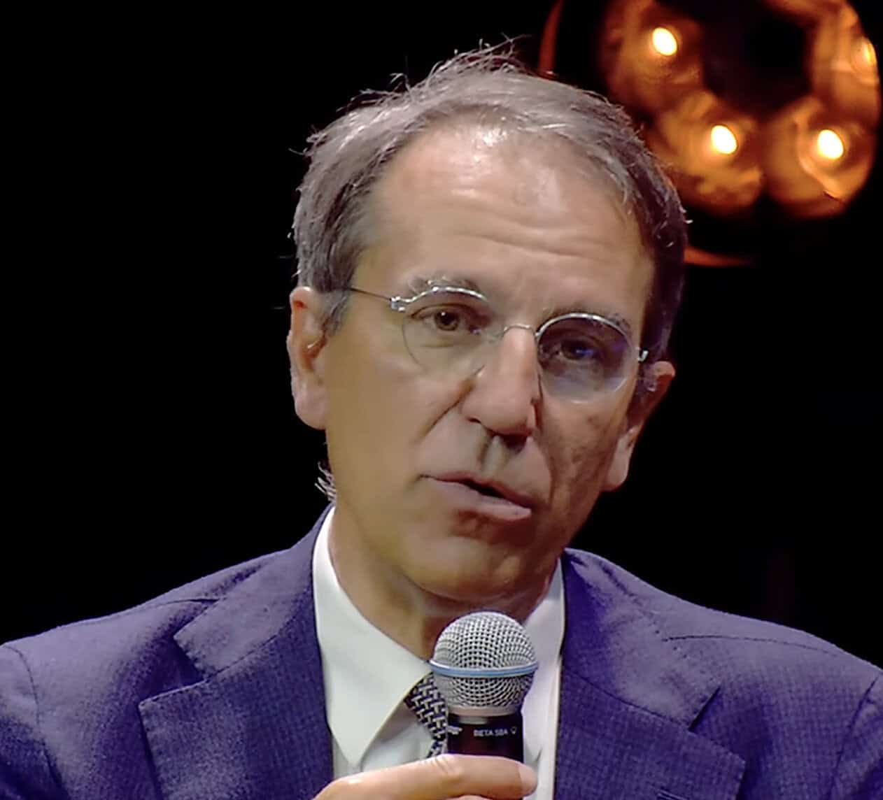 Hervé Derrey, CEO of Thales Alenia Space, speaks into a microphone during a presentation at PAF 2025.