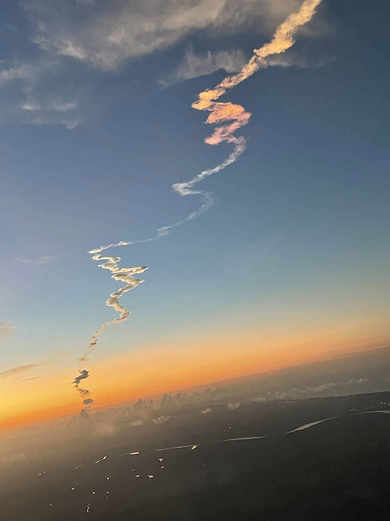 This image of trail of Ariane 5 during the Sept. 7 launch of the Eutelsat Konnect VHTS satellite was taken from aboard Air France flight that took off from French Guiana's Cayenne airport about the same time as the Ariane 5 lifted off