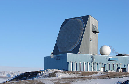 Ballistic missile early warning radar